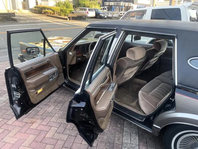 Lincoln MARK VI 23