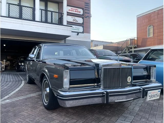 Lincoln MARK VI 22