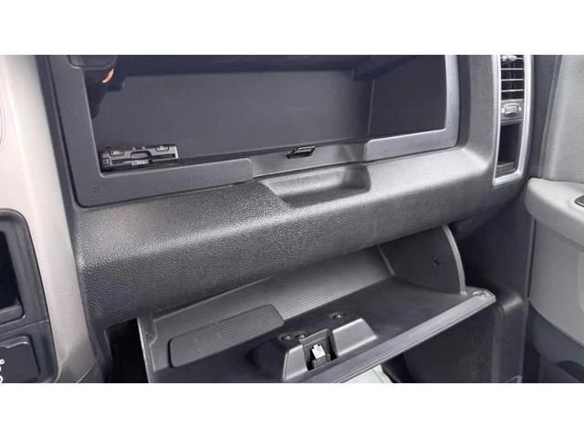 Dodge RAM 27
