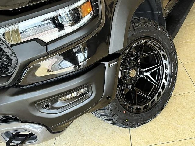 Dodge RAM 44