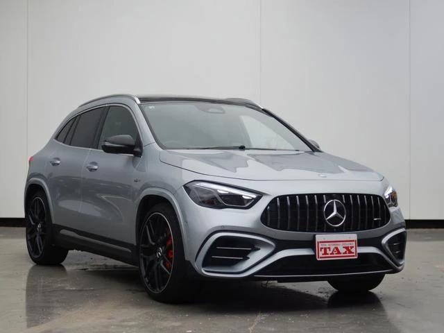 MERCEDES AMG GLA-CLASS 18