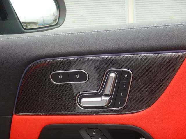 MERCEDES AMG GLA-CLASS 36