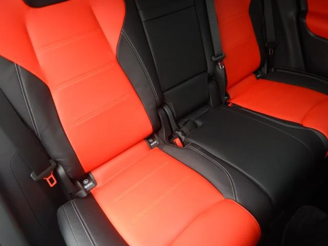 MERCEDES AMG GLA-CLASS 38