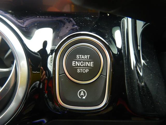 MERCEDES AMG GLA-CLASS 42
