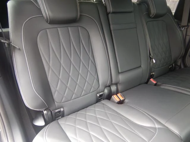 MERCEDES AMG G-CLASS 37