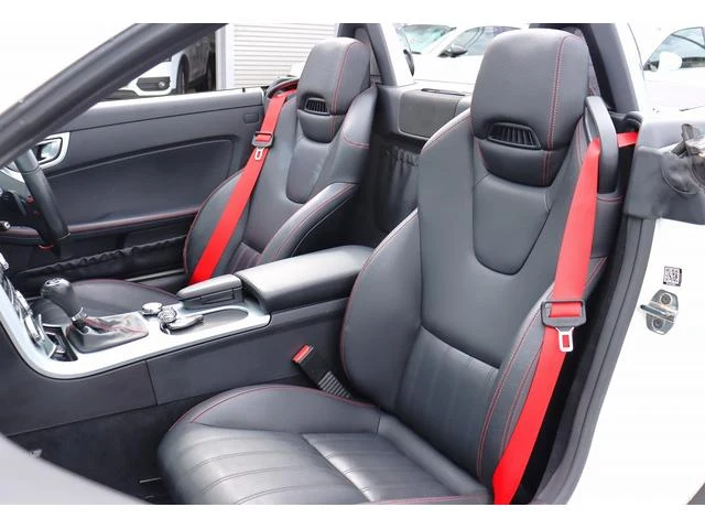 MERCEDES BENZ SLK 21