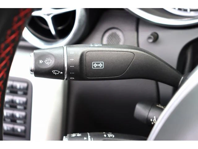 MERCEDES BENZ SLK 28