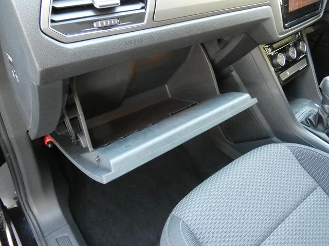 Volkswagen GOLF 19