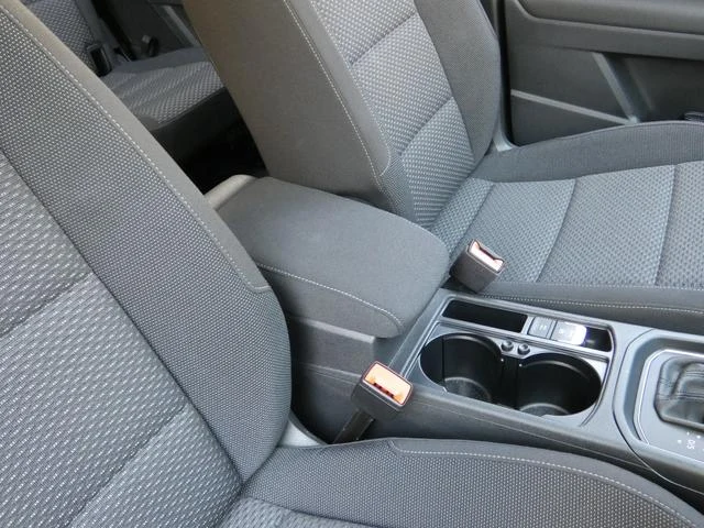 Volkswagen GOLF 53