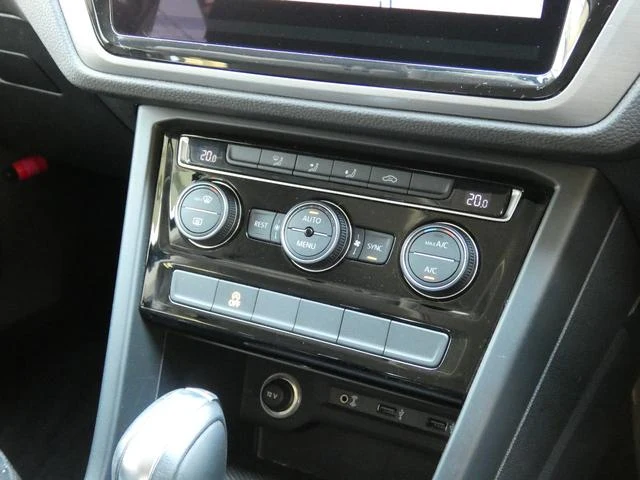 Volkswagen GOLF 18