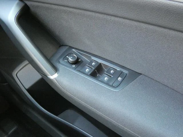 Volkswagen GOLF 75