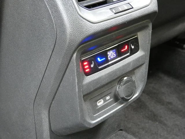 Volkswagen TIGUAN 52