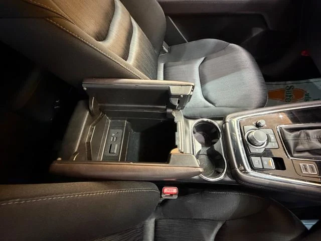 Mazda CX-8 40