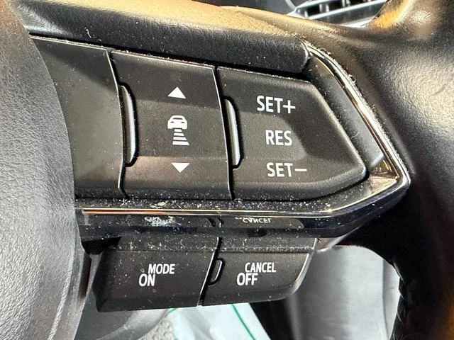 Mazda CX-8 21