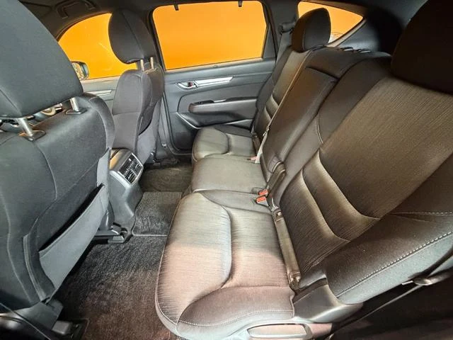 Mazda CX-8 48