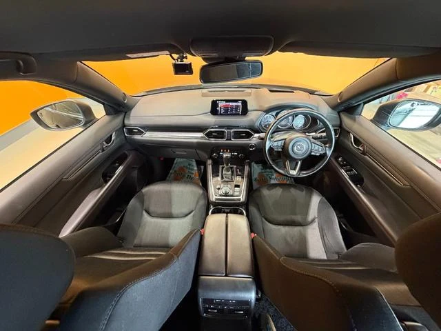 Mazda CX-8 47