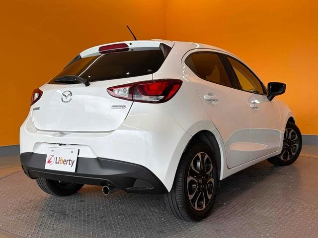 Mazda DEMIO 24