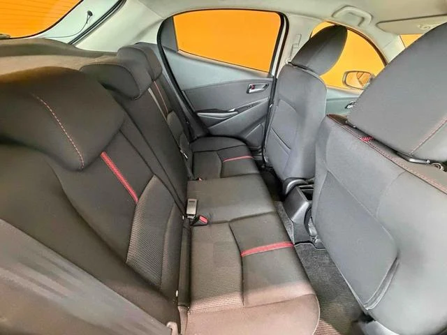 Mazda DEMIO 38