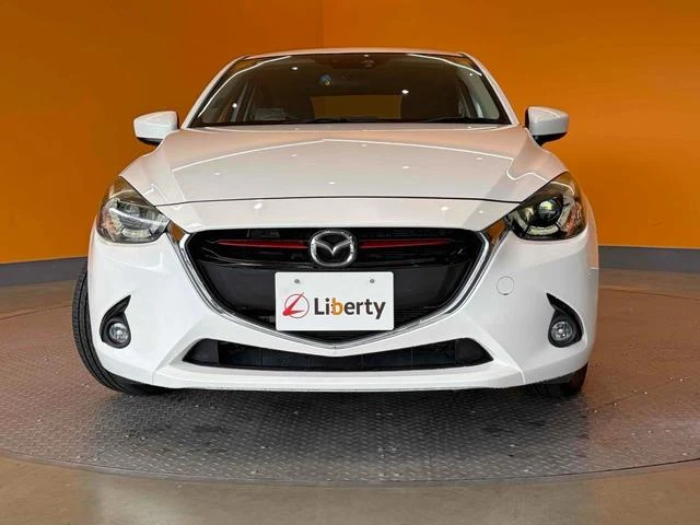 Mazda DEMIO 19
