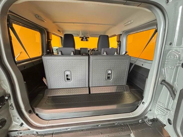 Suzuki JIMNY 17