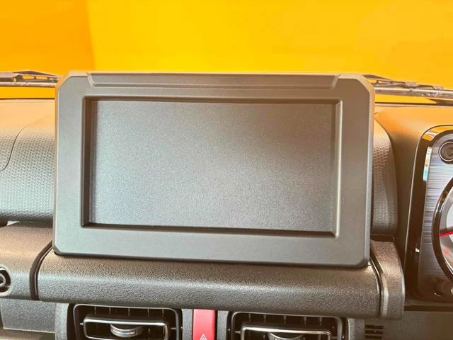 Suzuki JIMNY 38