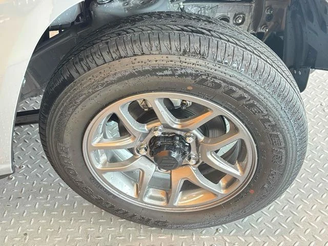 Suzuki JIMNY 19