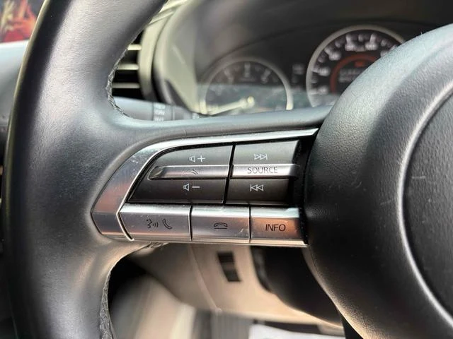 Mazda MAZDA3 24