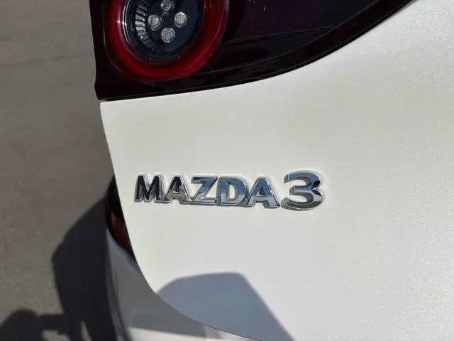 Mazda MAZDA3 34