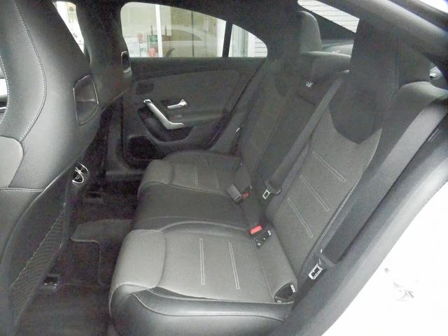 MERCEDES BENZ CLA-CLASS 25