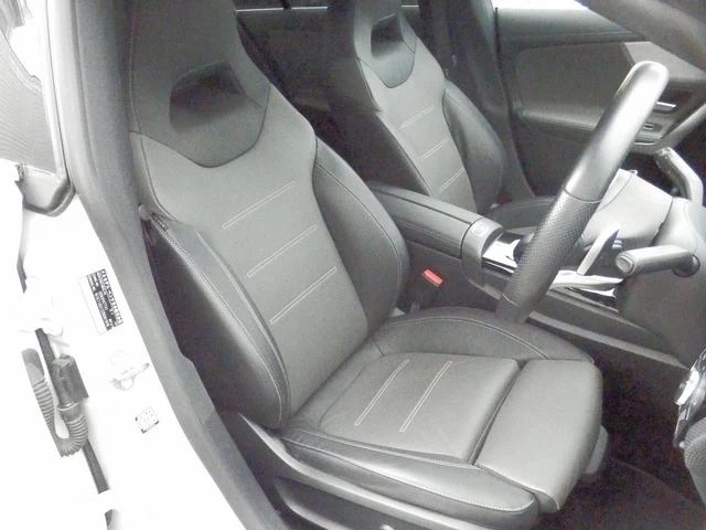 MERCEDES BENZ CLA-CLASS 16
