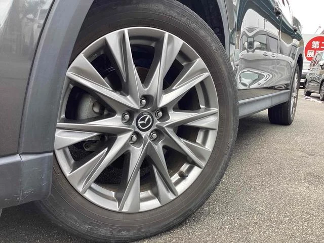 Mazda CX-8 10