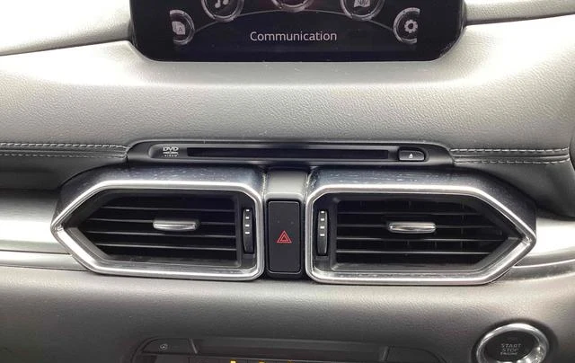 Mazda CX-8 65