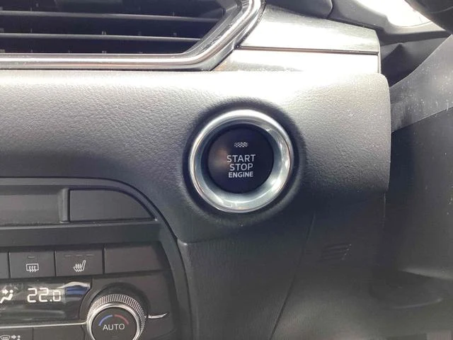Mazda CX-8 64