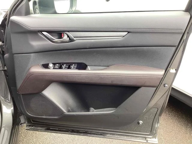 Mazda CX-8 53