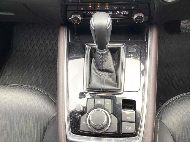 Mazda CX-8 62