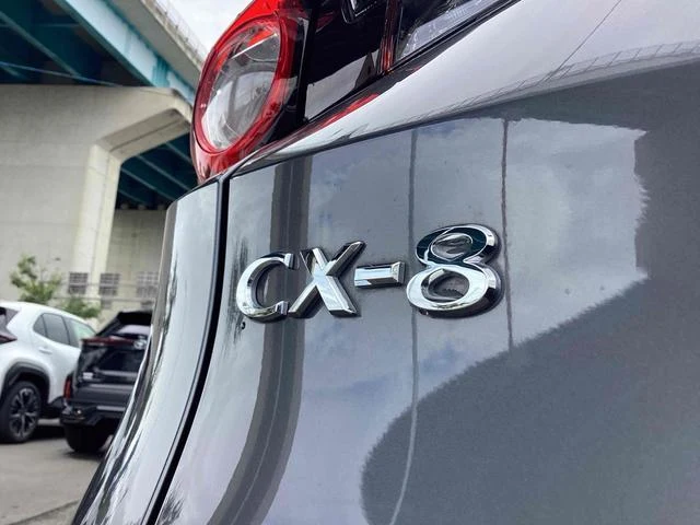 Mazda CX-8 24