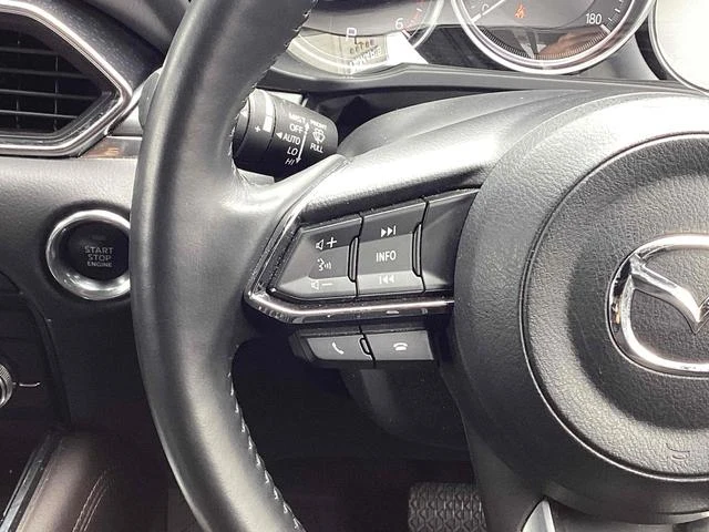 Mazda CX-8 52