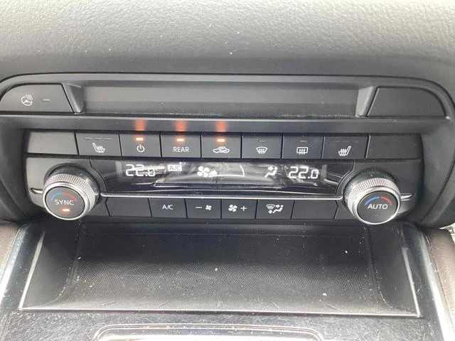 Mazda CX-8 63