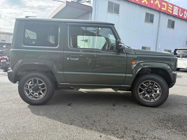 Suzuki JIMNY 6