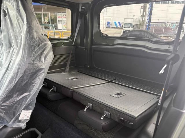 Suzuki JIMNY 13