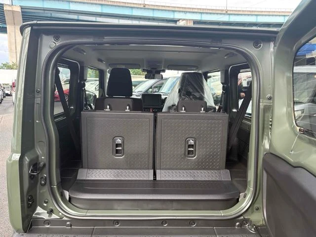 Suzuki JIMNY 16