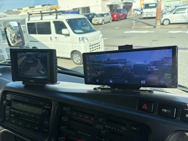 Hino RIESSE II 17