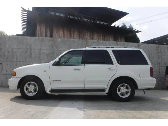 Lincoln NAVIGATOR 18