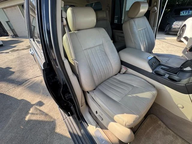 Lincoln NAVIGATOR 20