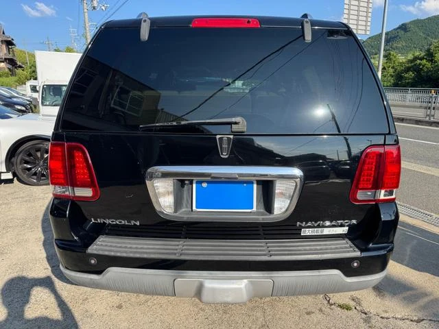 Lincoln NAVIGATOR 8