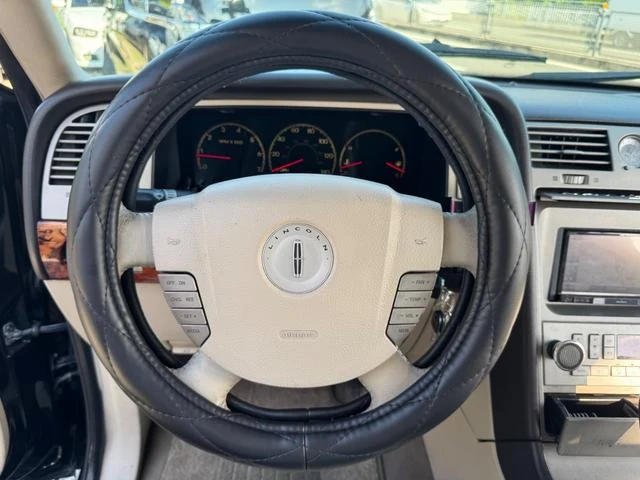 Lincoln NAVIGATOR 27