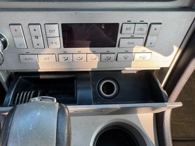Lincoln NAVIGATOR 39
