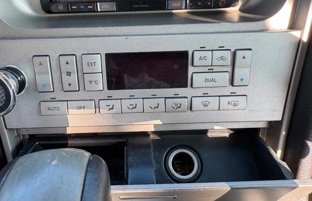 Lincoln NAVIGATOR 38