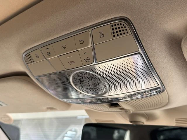 MERCEDES MAYBACH S-CLASS 52