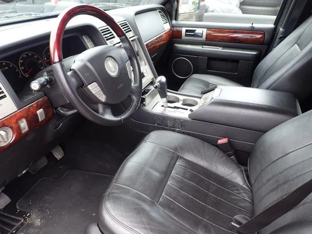 Lincoln NAVIGATOR 6